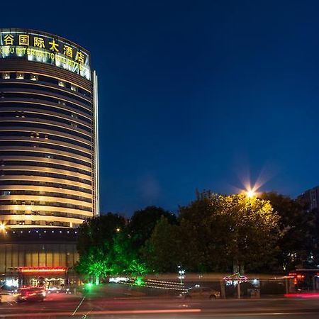 Taicang Zhonggu International Hotel ภายนอก รูปภาพ